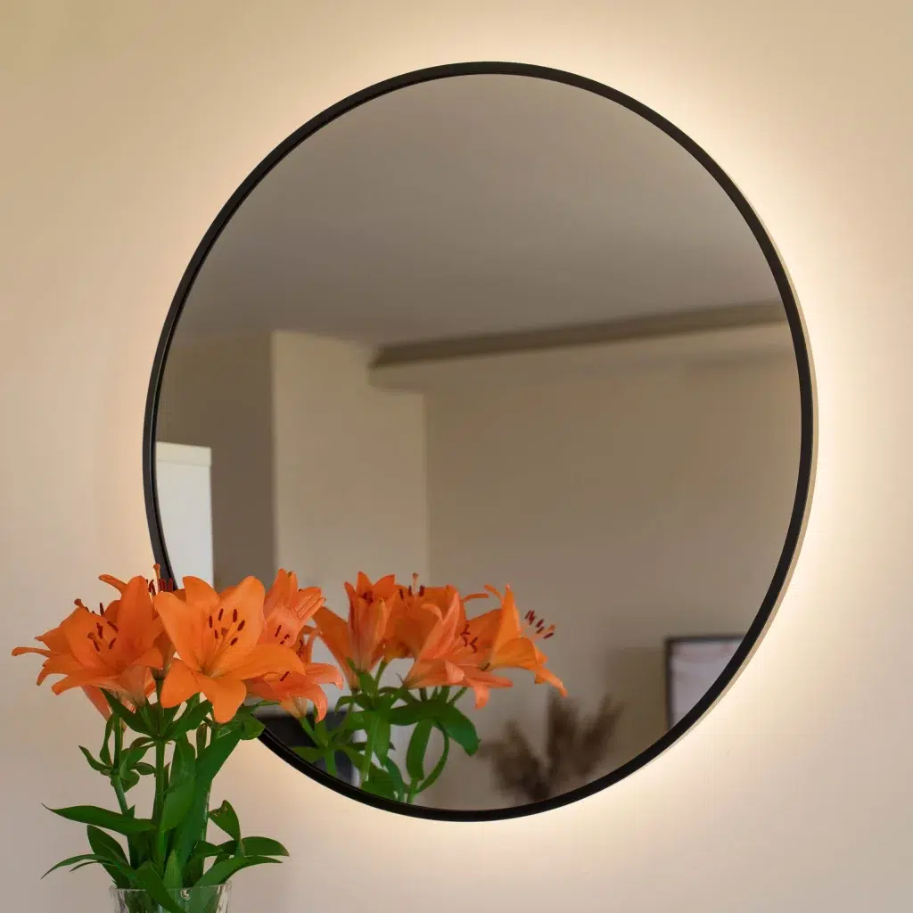 Lustro Czarne Podswietlane W Ramie 1024x1024