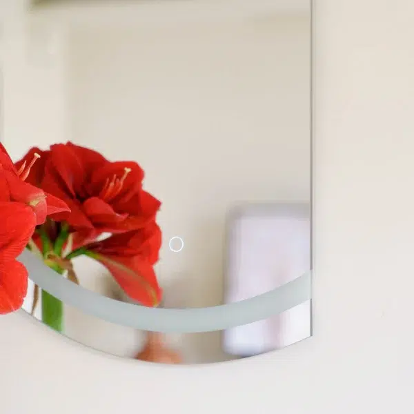 Lustro Polokragle Z Wlacznikiem 600x600