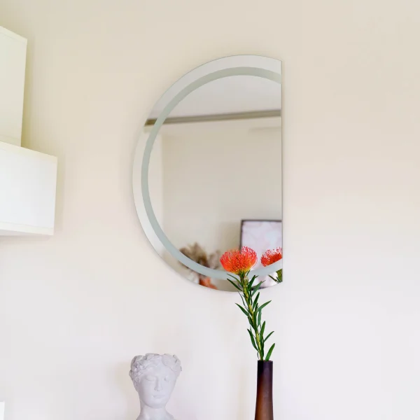 Lustro Polokragle Ze Scietym Bokiem Lazienkowe 600x600